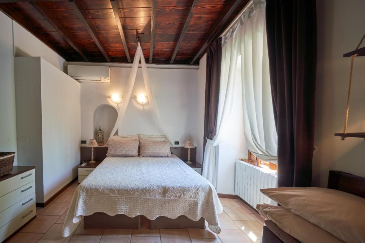 דירות סירמיונה Porto Valentino 2 מראה חיצוני תמונה