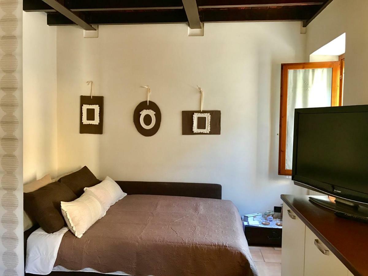 דירות סירמיונה Porto Valentino 2 מראה חיצוני תמונה